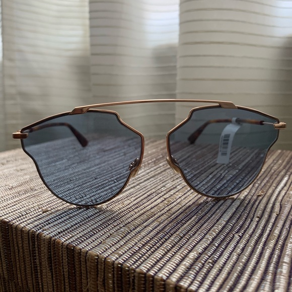 Christian Dior SoReal Pop Women’s Sunglasses. - Picture 4 of 10